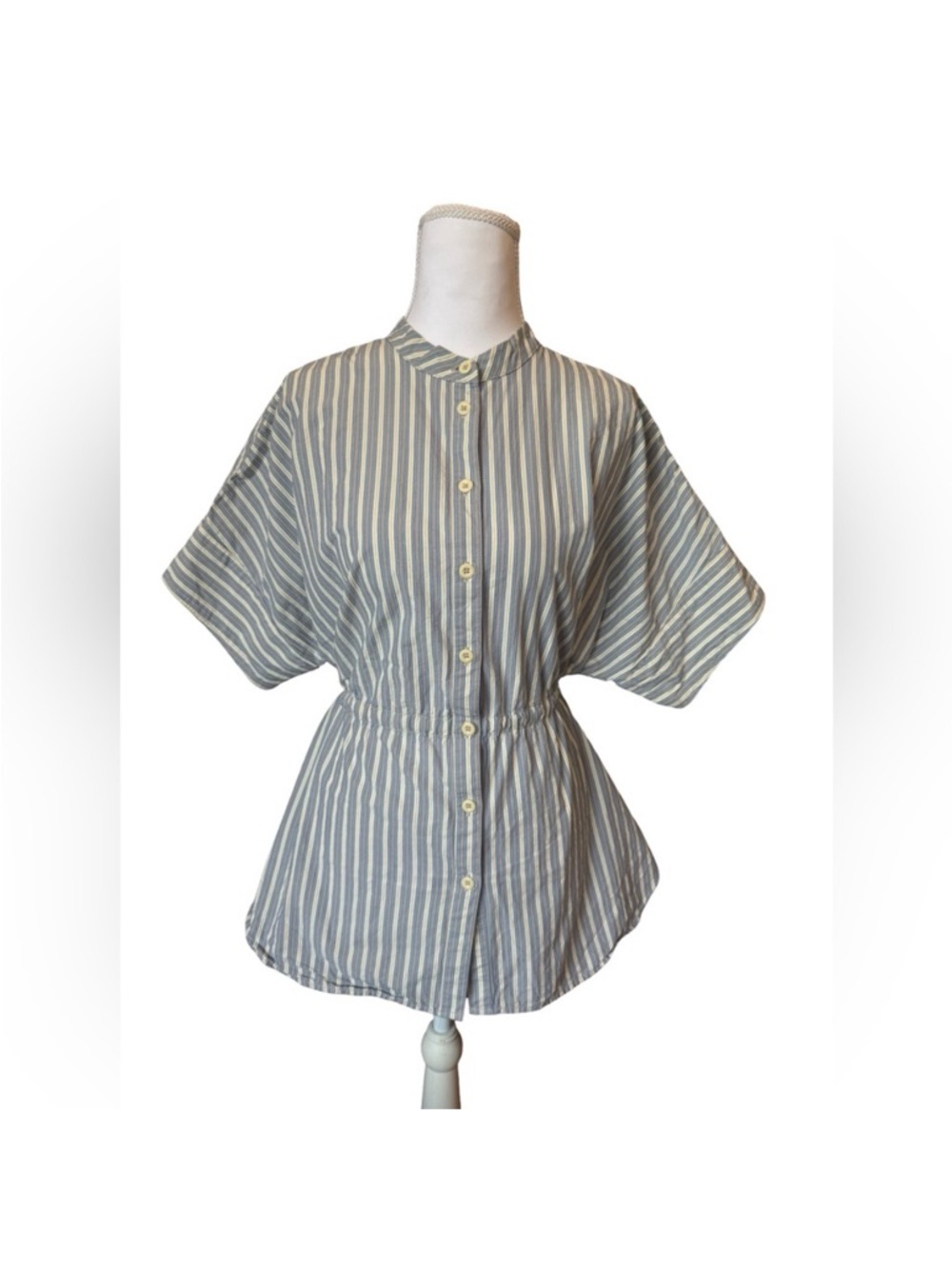 Striped Short-Sleeve Button-Down Shirt - Blue & White